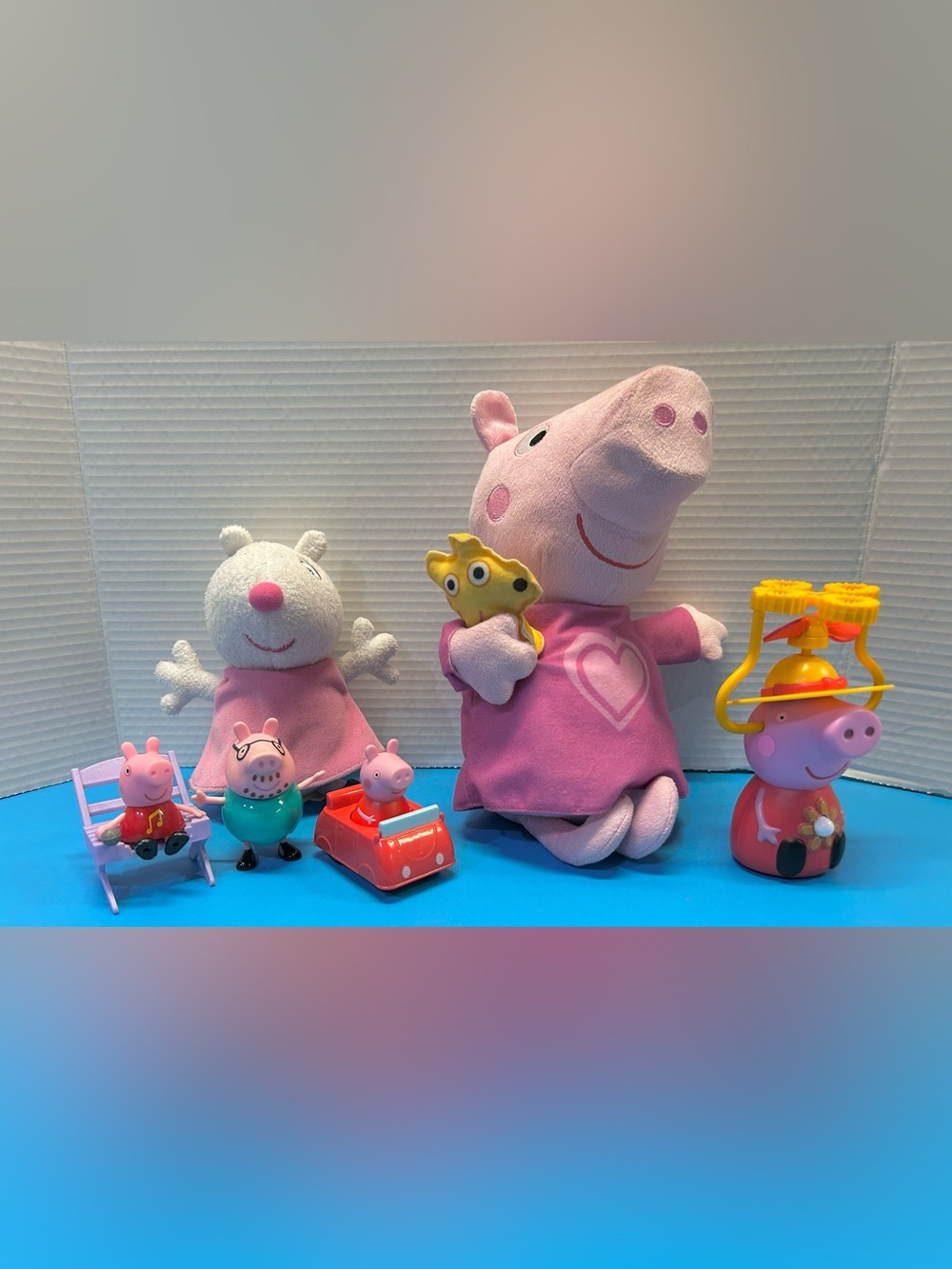 Peppa Pig Figures, Plushes & Bubble Blower
